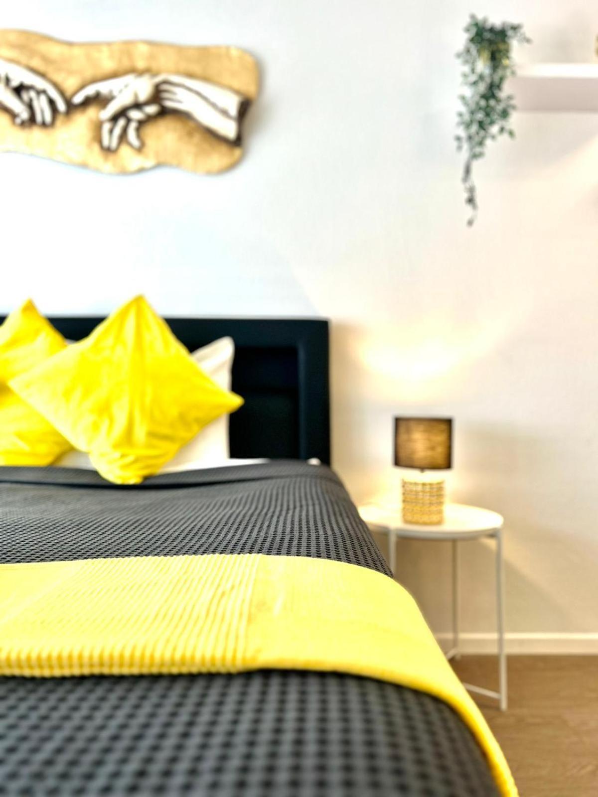 Little Penthouse **** Apartment